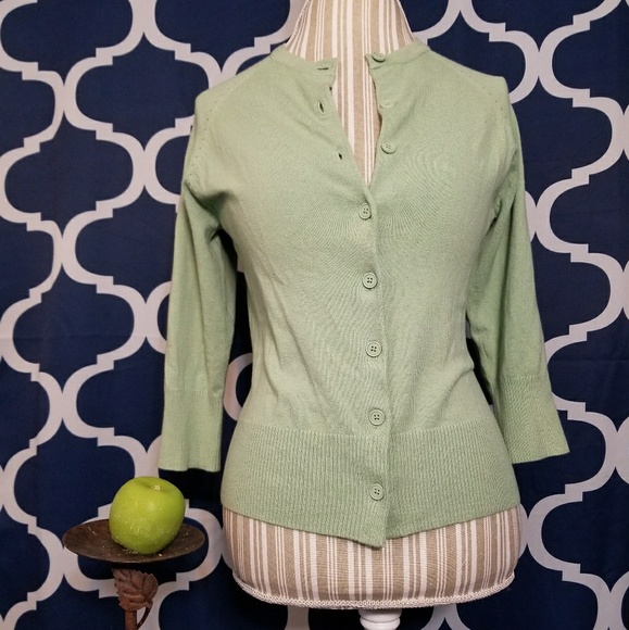 GAP Sweaters - 🌻🌺🌻GAP CARDIGAN!!